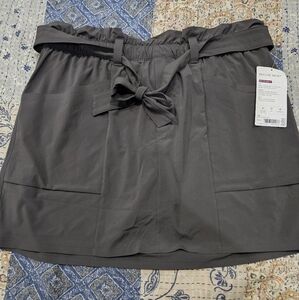 BnwT ATHLETA SKYLINE SKORT
